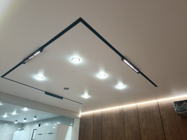 Дизайн потолка с технологией SLOTT